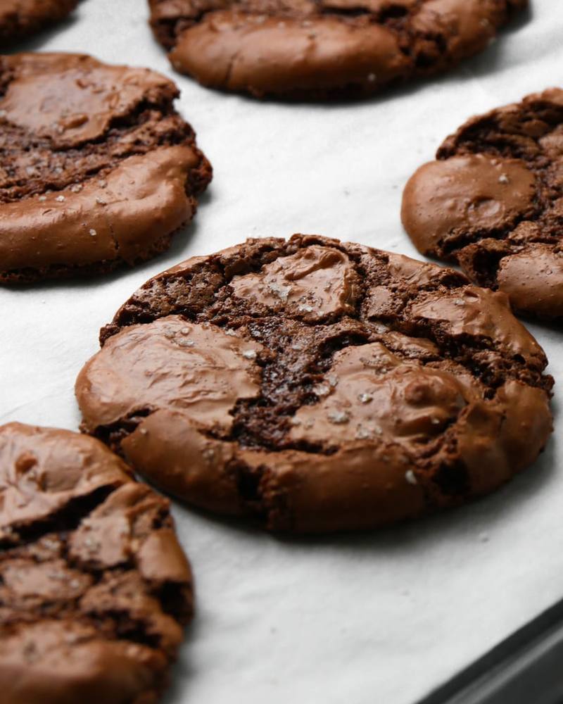 Cookies brownie au chocolat parsemés de fleur de sel