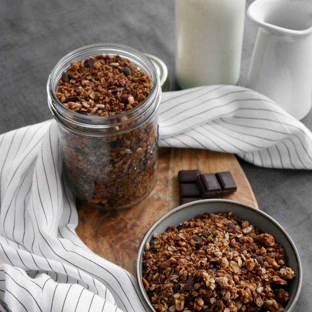 Instagram WAKE UP : Granola maison au chocolat en bocal