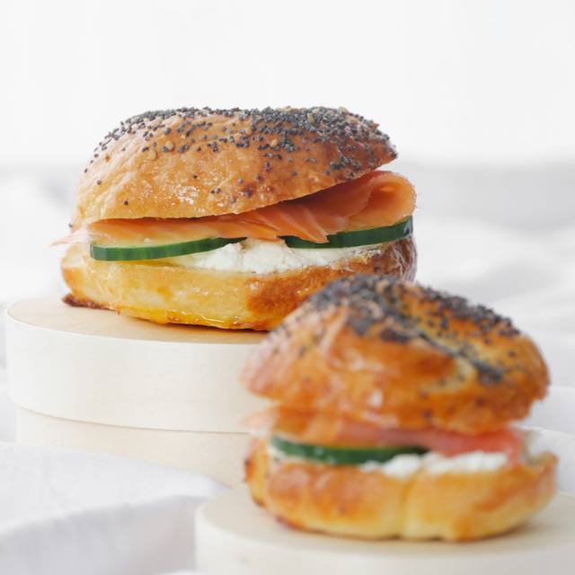 Instagram WAKE UP : Bagels saumon, concombre et fromage frais