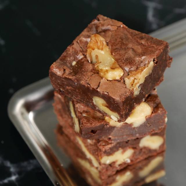 Instagram WAKE UP : Brownies aux noix empilés